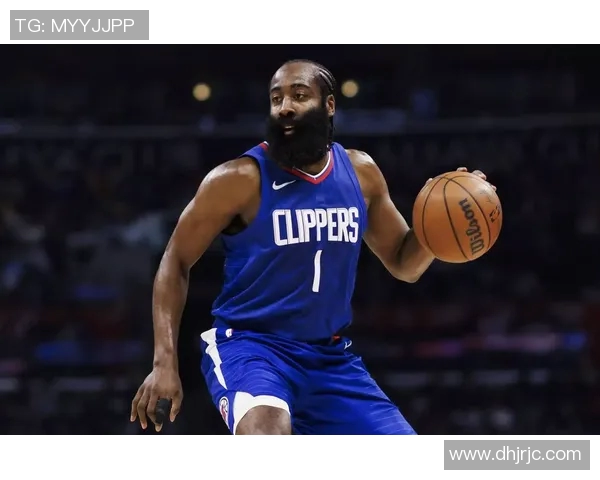 快船新赛季阵容调整分析:目标冲击冠军,球队未来发展前景解析 快船新赛季阵容调整分析:目标冲击冠军,球队未来发展前景解析