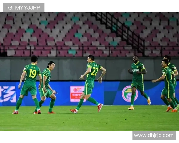 上海足球队反击战术解析与成败得失的深度剖析