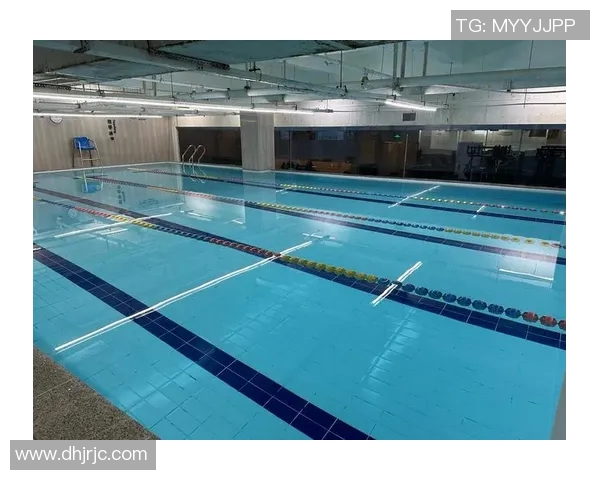 游泳健身：提升体能与健康的全方位锻炼方案